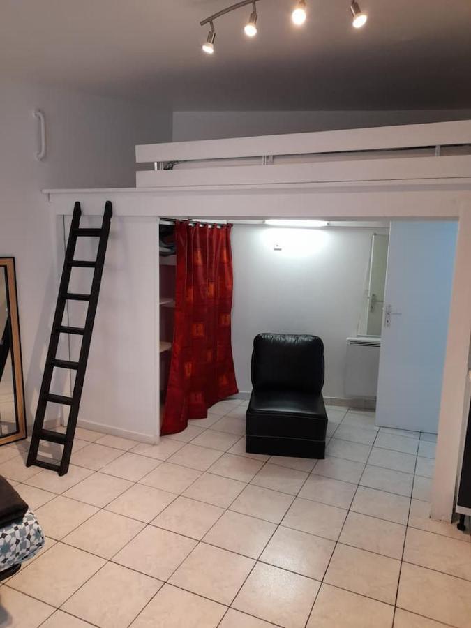 Studio Rouge A 5 Minutes De La Cathedrale Et Neoma Reims Ngoại thất bức ảnh